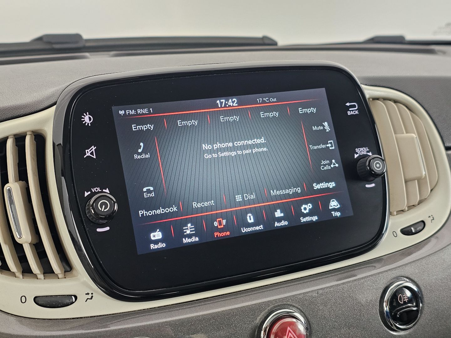 Fiat 500 1.0 Hybrid Dolcevita 51 kW (70 CV)