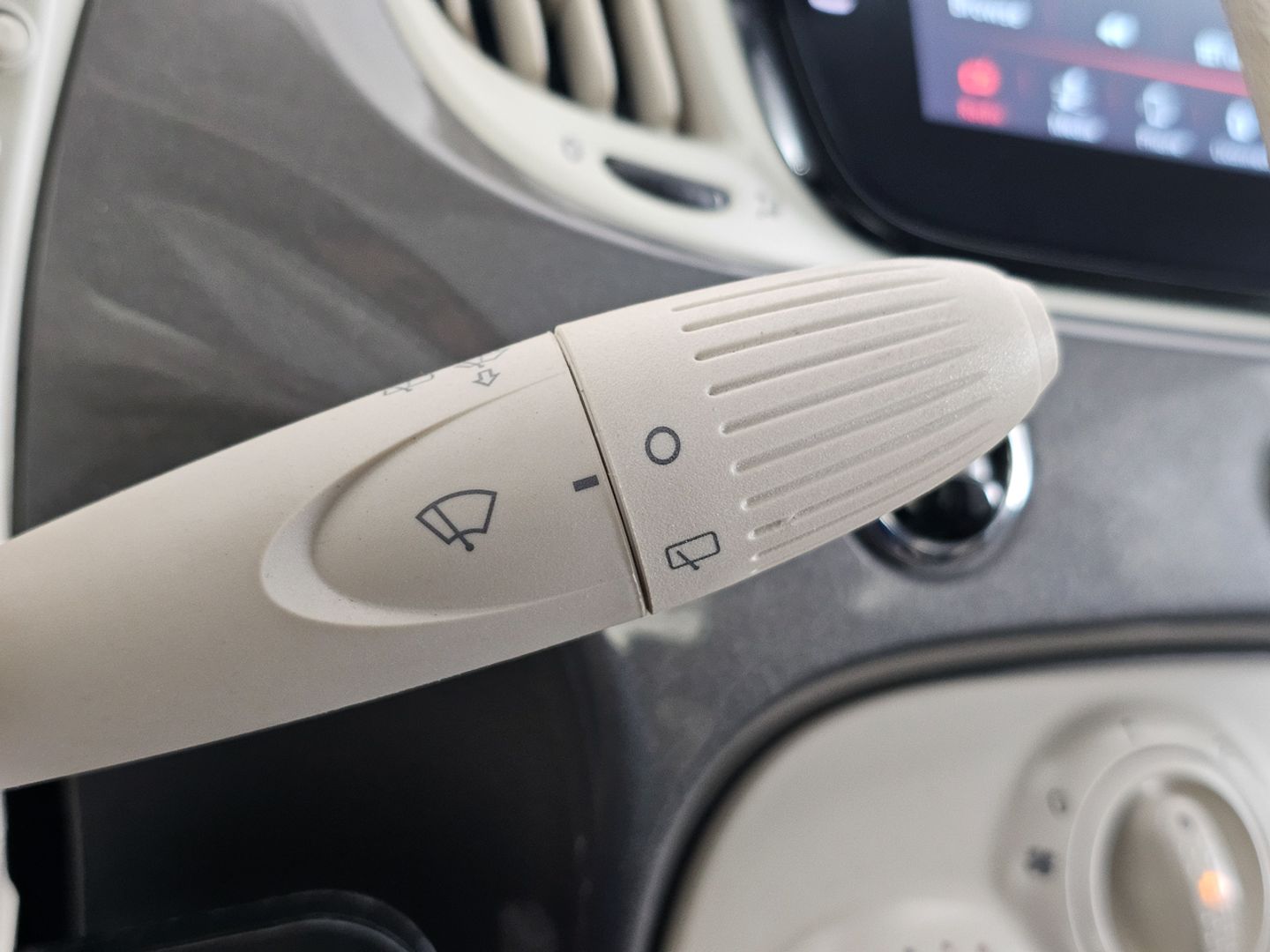Fiat 500 1.0 Hybrid Dolcevita 51 kW (70 CV)