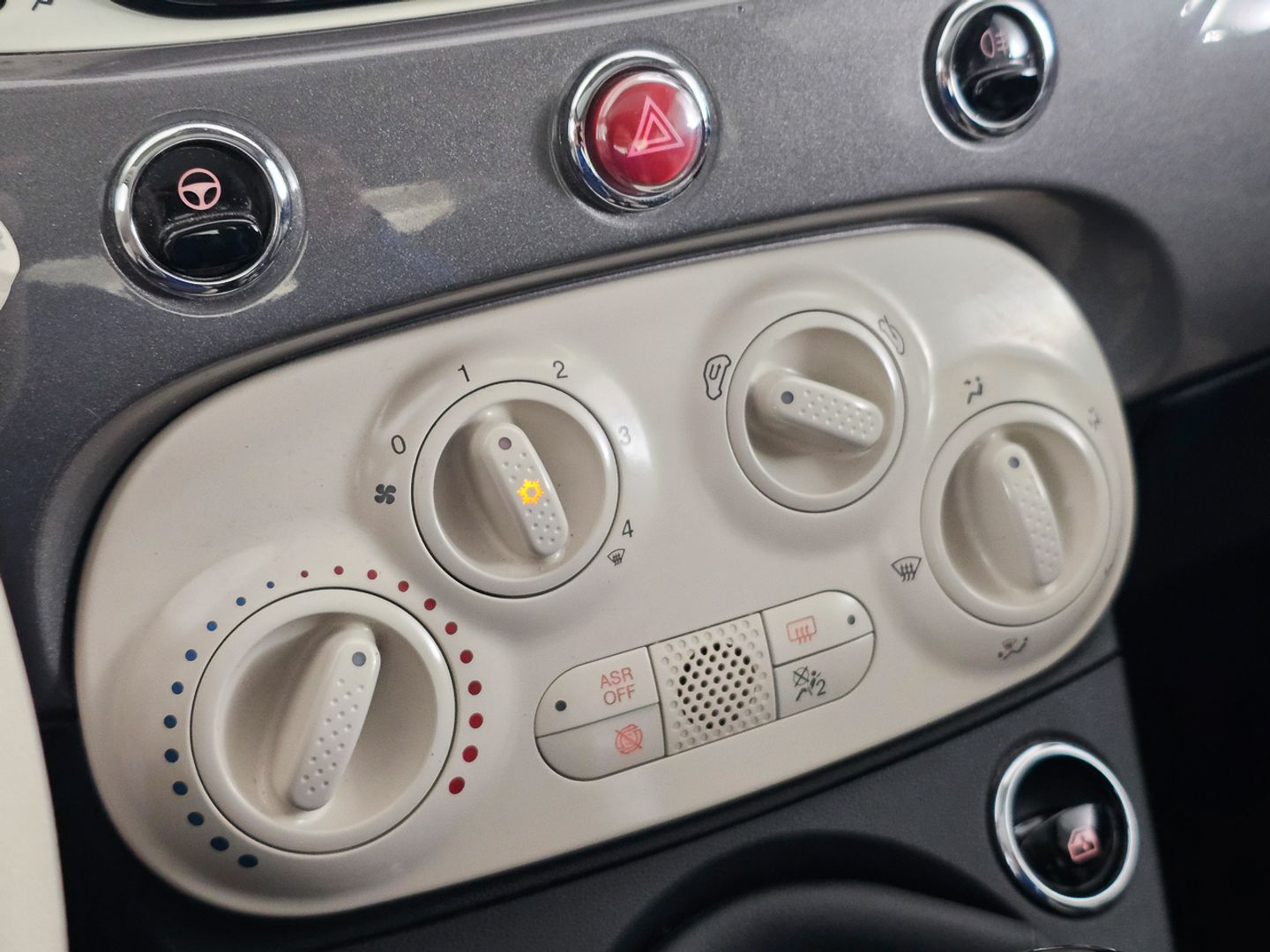 Fiat 500 1.0 Hybrid Dolcevita 51 kW (70 CV)