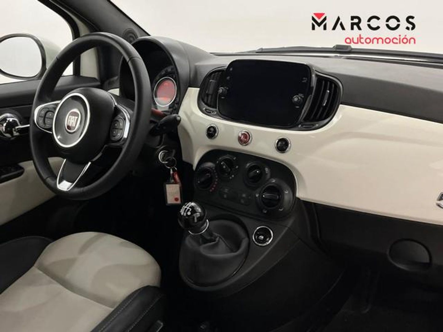 Fiat 500 1.0 Hybrid Dolcevita 51 kW (70 CV)