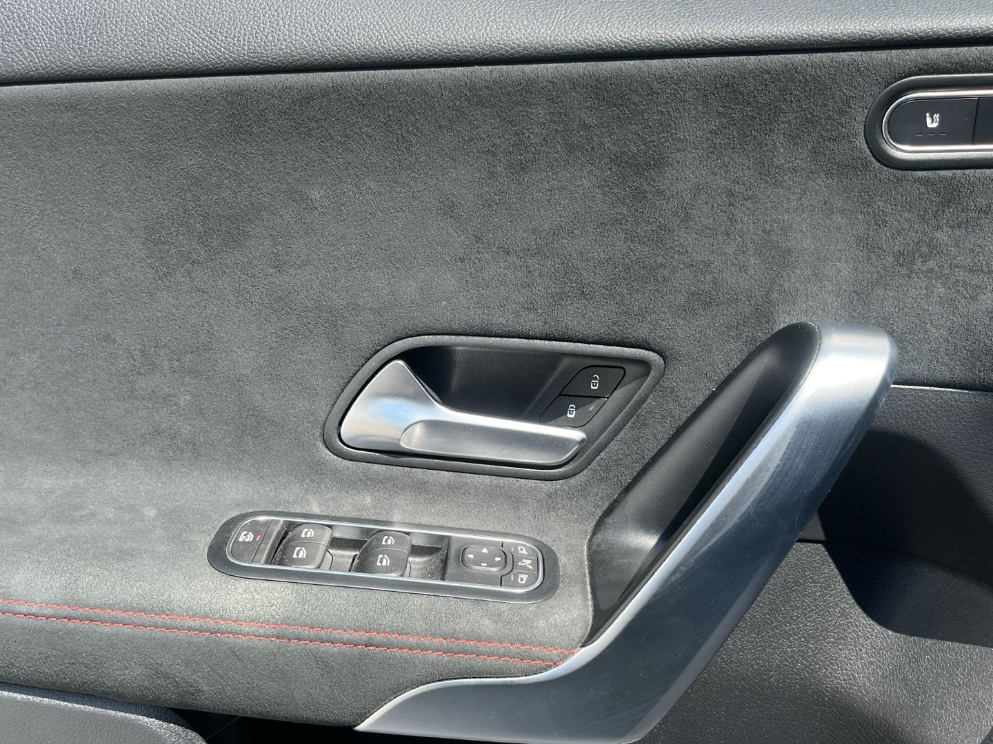 Mercedes-Benz Clase A 180 100 kW (136 CV)