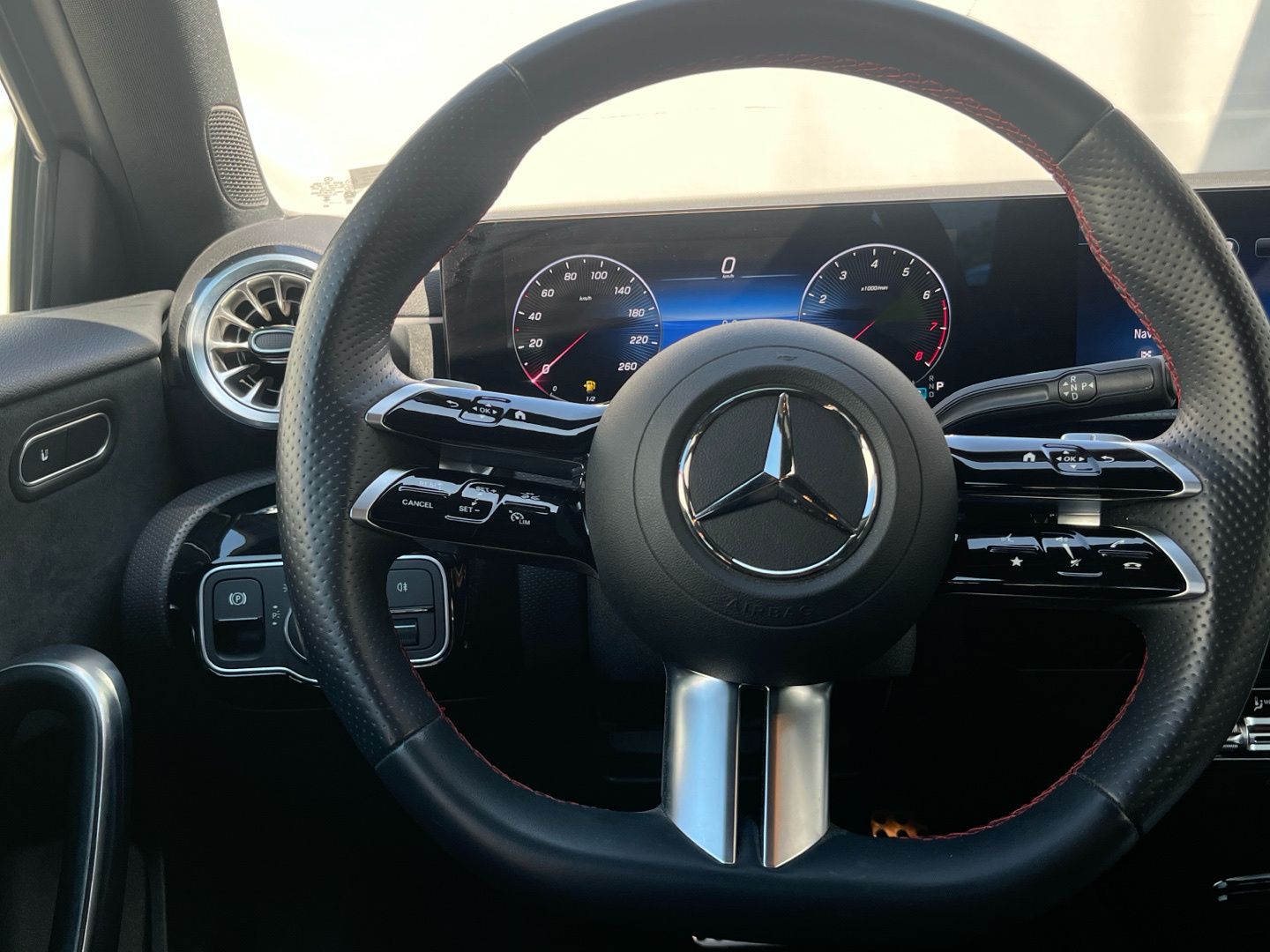 Mercedes-Benz Clase A 180 100 kW (136 CV)