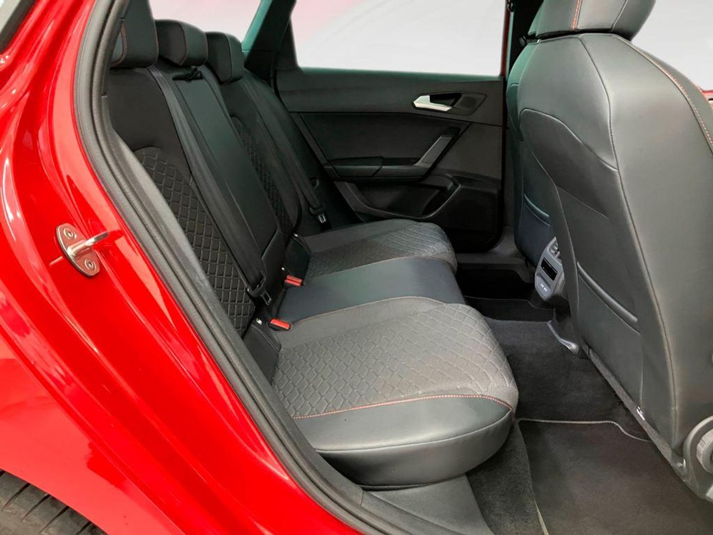 SEAT Leon ST 1.5 eTSI S&S FR Go L DSG 110 kW (150 CV)