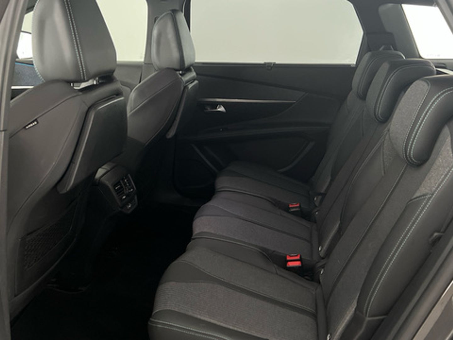 Peugeot 5008 PureTech 130 S&S Allure Pack EAT8 96 kW (130 CV)