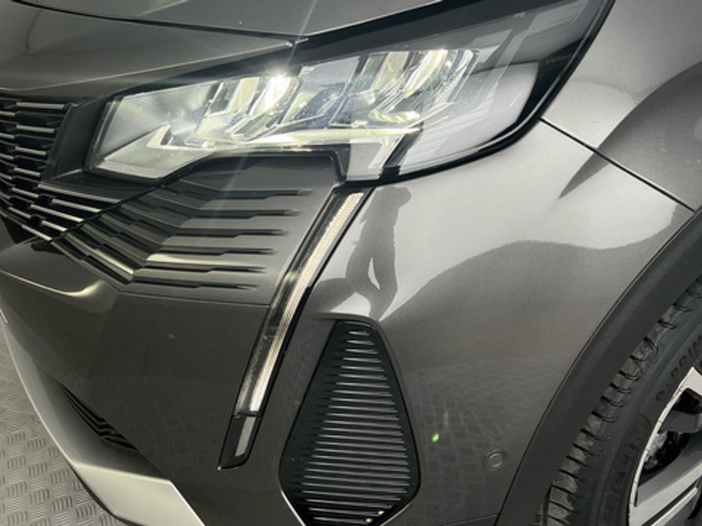 Peugeot 5008 PureTech 130 S&S Allure Pack EAT8 96 kW (130 CV)
