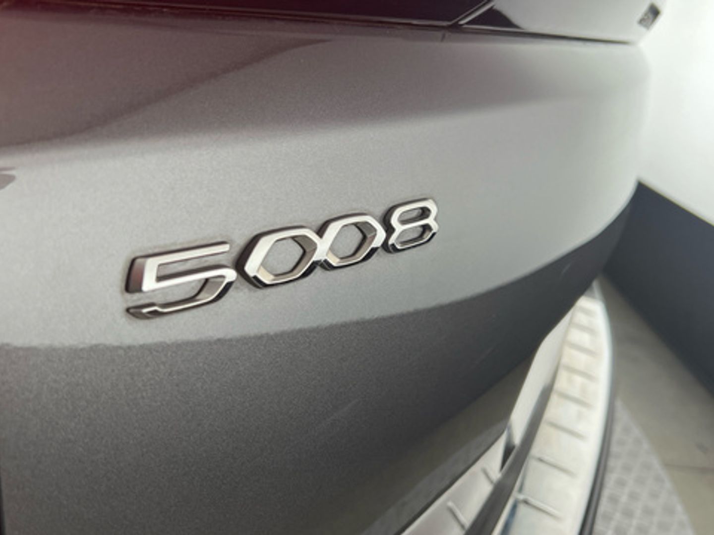Peugeot 5008 PureTech 130 S&S Allure Pack EAT8 96 kW (130 CV)