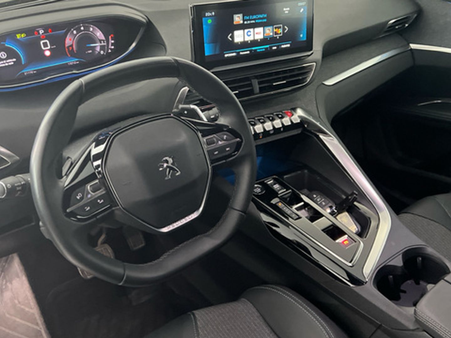 Peugeot 5008 PureTech 130 S&S Allure Pack EAT8 96 kW (130 CV)