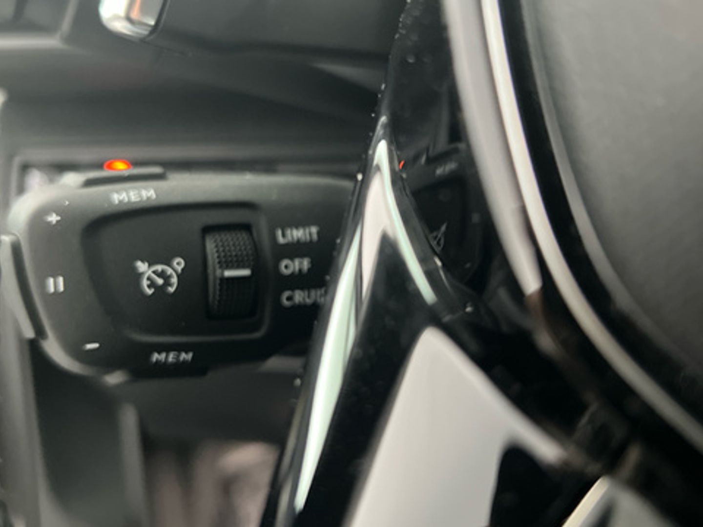 Peugeot 5008 PureTech 130 S&S Allure Pack EAT8 96 kW (130 CV)