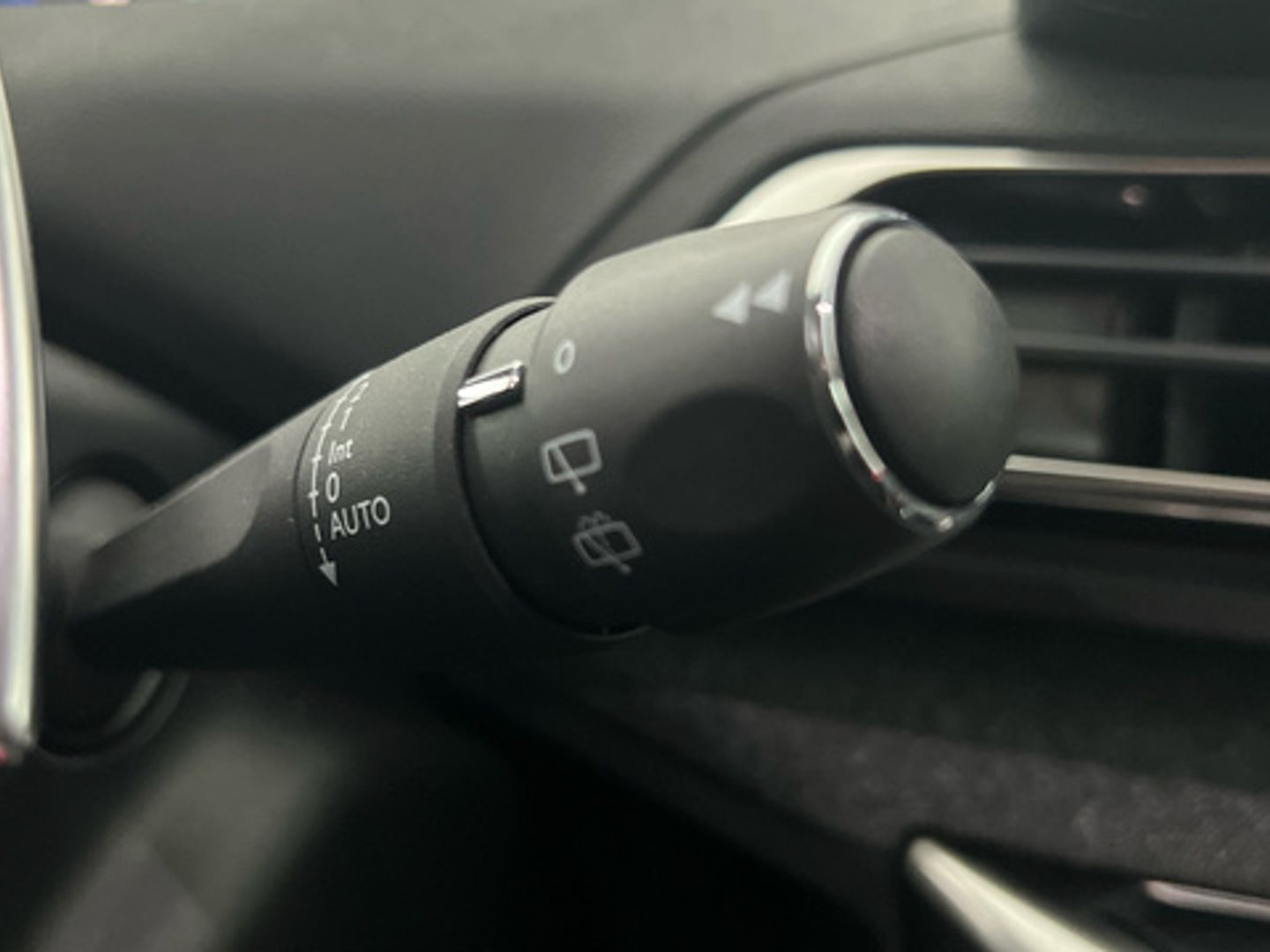 Peugeot 5008 PureTech 130 S&S Allure Pack EAT8 96 kW (130 CV)