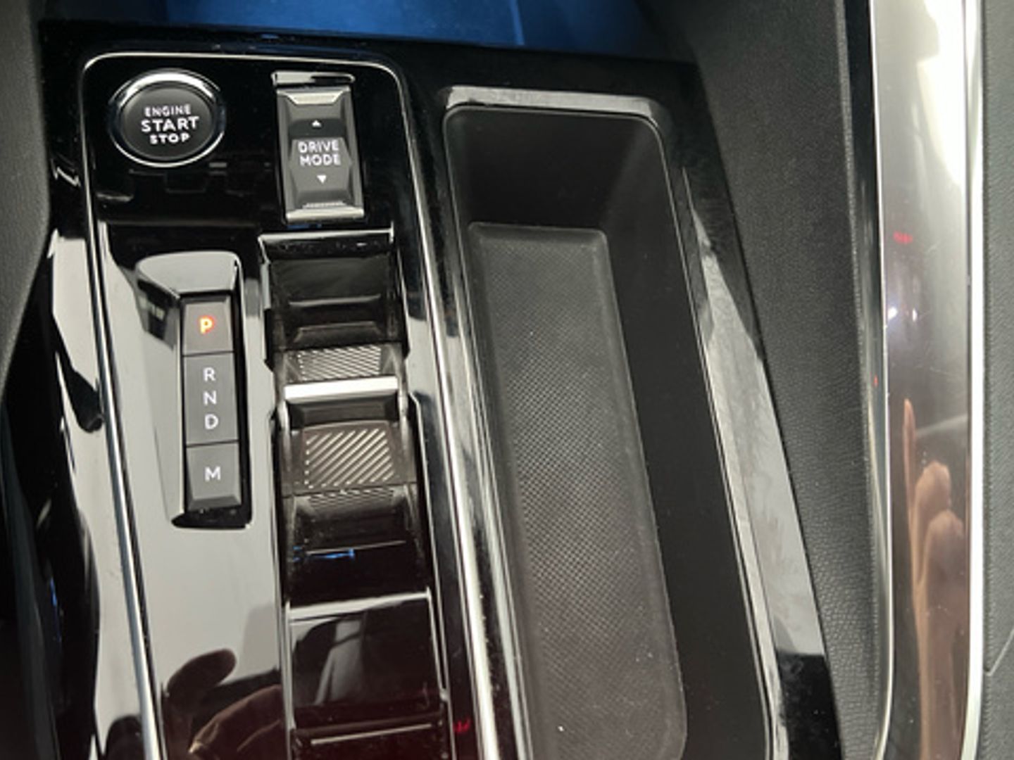 Peugeot 5008 PureTech 130 S&S Allure Pack EAT8 96 kW (130 CV)