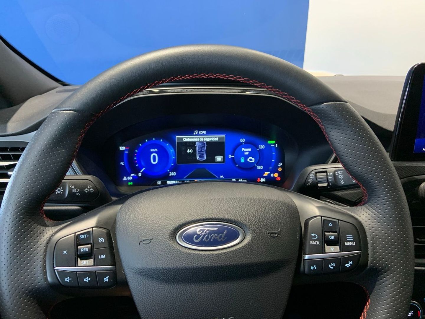 Ford Kuga 2.5 Duratec FHEV ST-Line X 4x2 Auto 140 kW (190 CV)