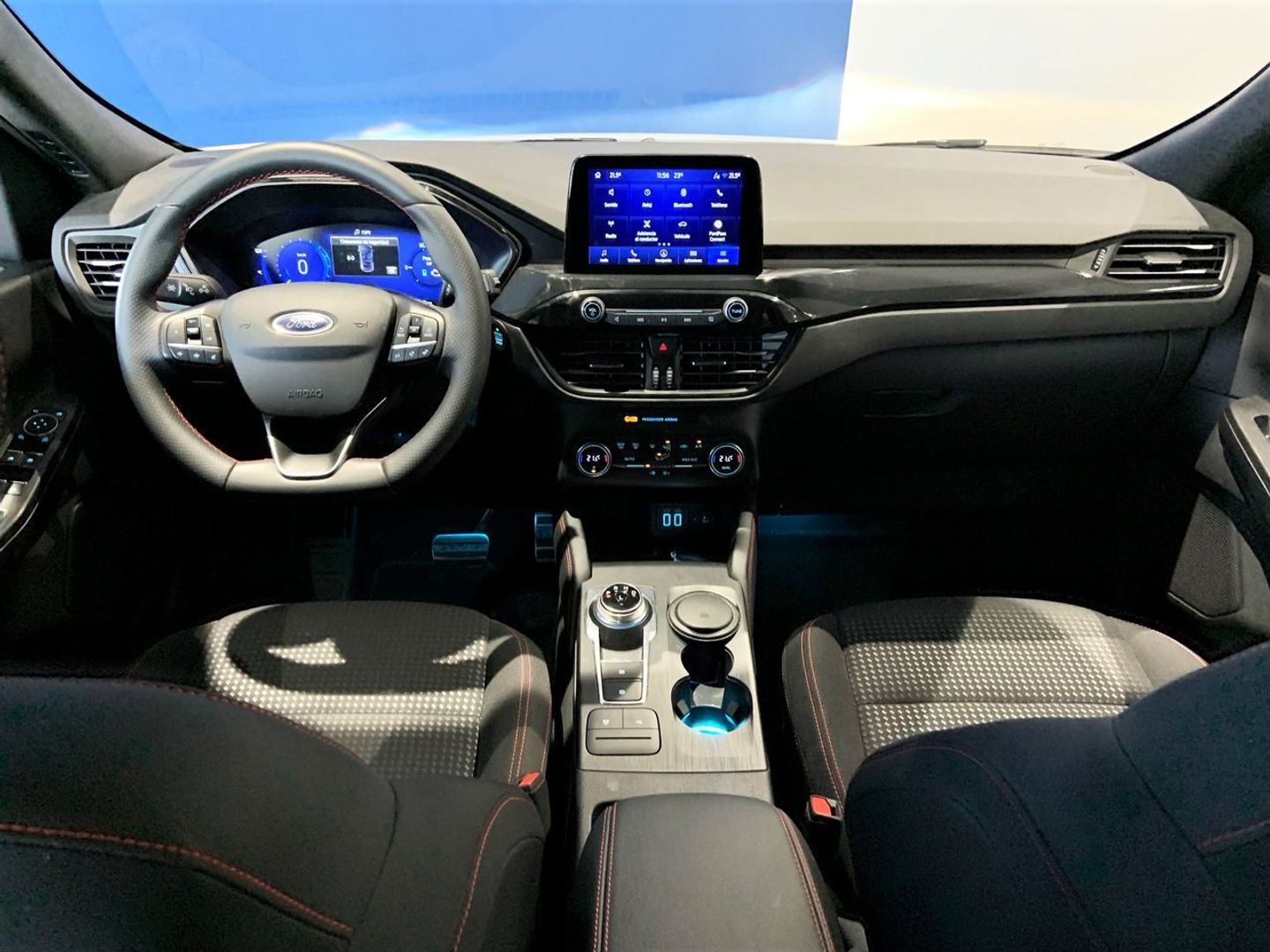 Ford Kuga 2.5 Duratec FHEV ST-Line X 4x2 Auto 140 kW (190 CV)