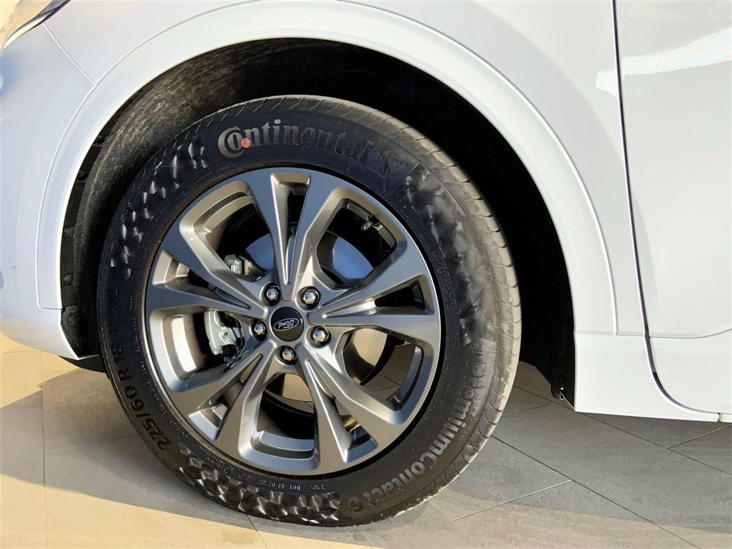 Ford Kuga 2.5 Duratec FHEV ST-Line X 4x2 Auto 140 kW (190 CV)