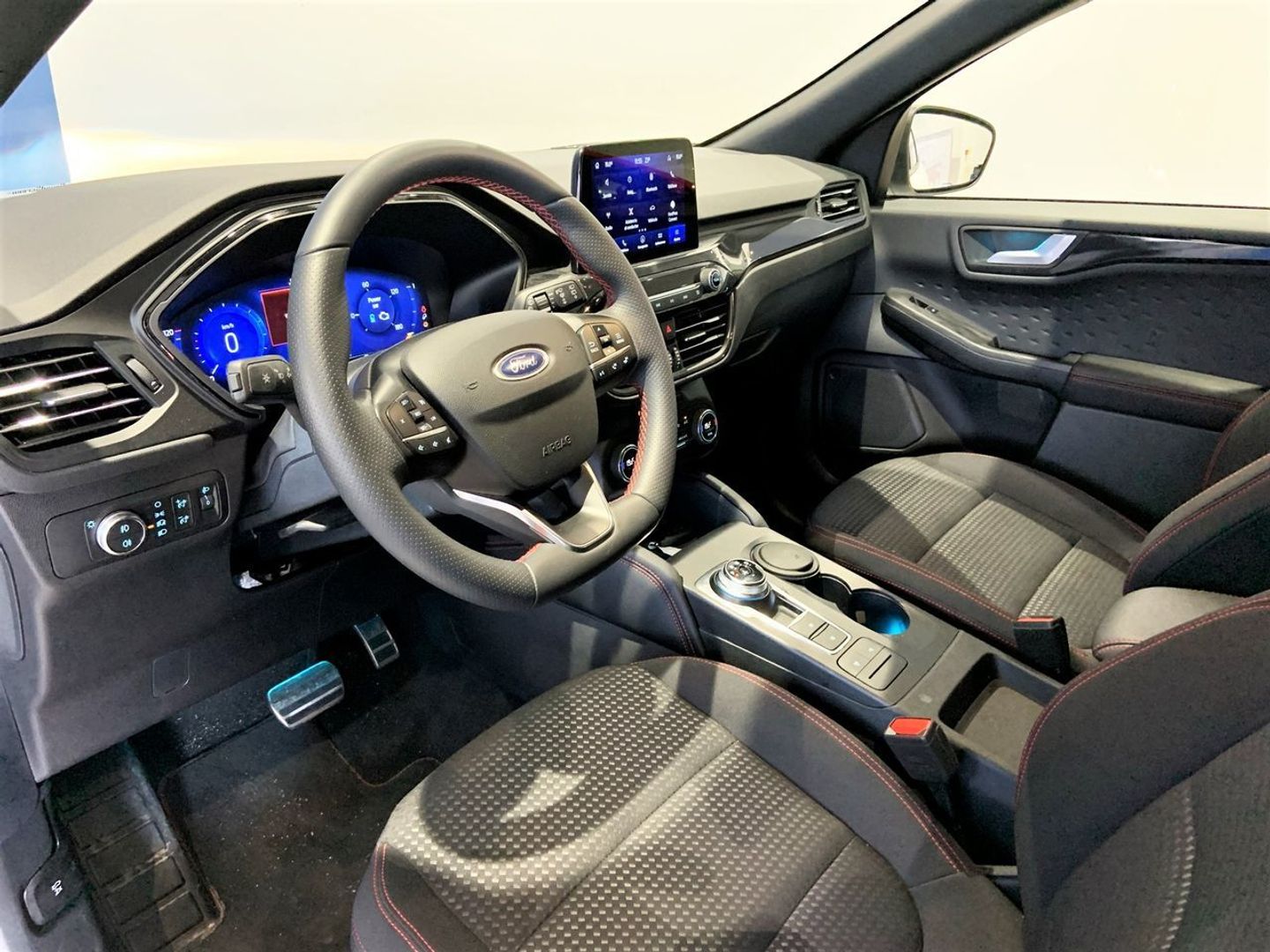 Ford Kuga 2.5 Duratec FHEV ST-Line X 4x2 Auto 140 kW (190 CV)