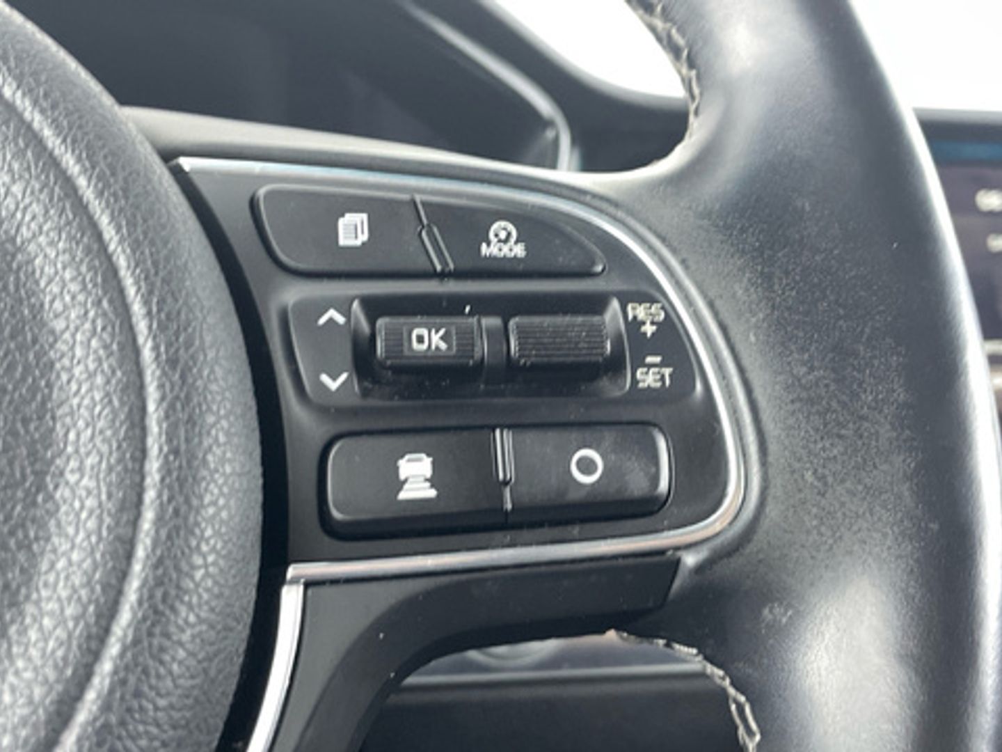 Kia Niro 1.6 GDi PHEV Híbrido Emotion 104 kW (141 CV)