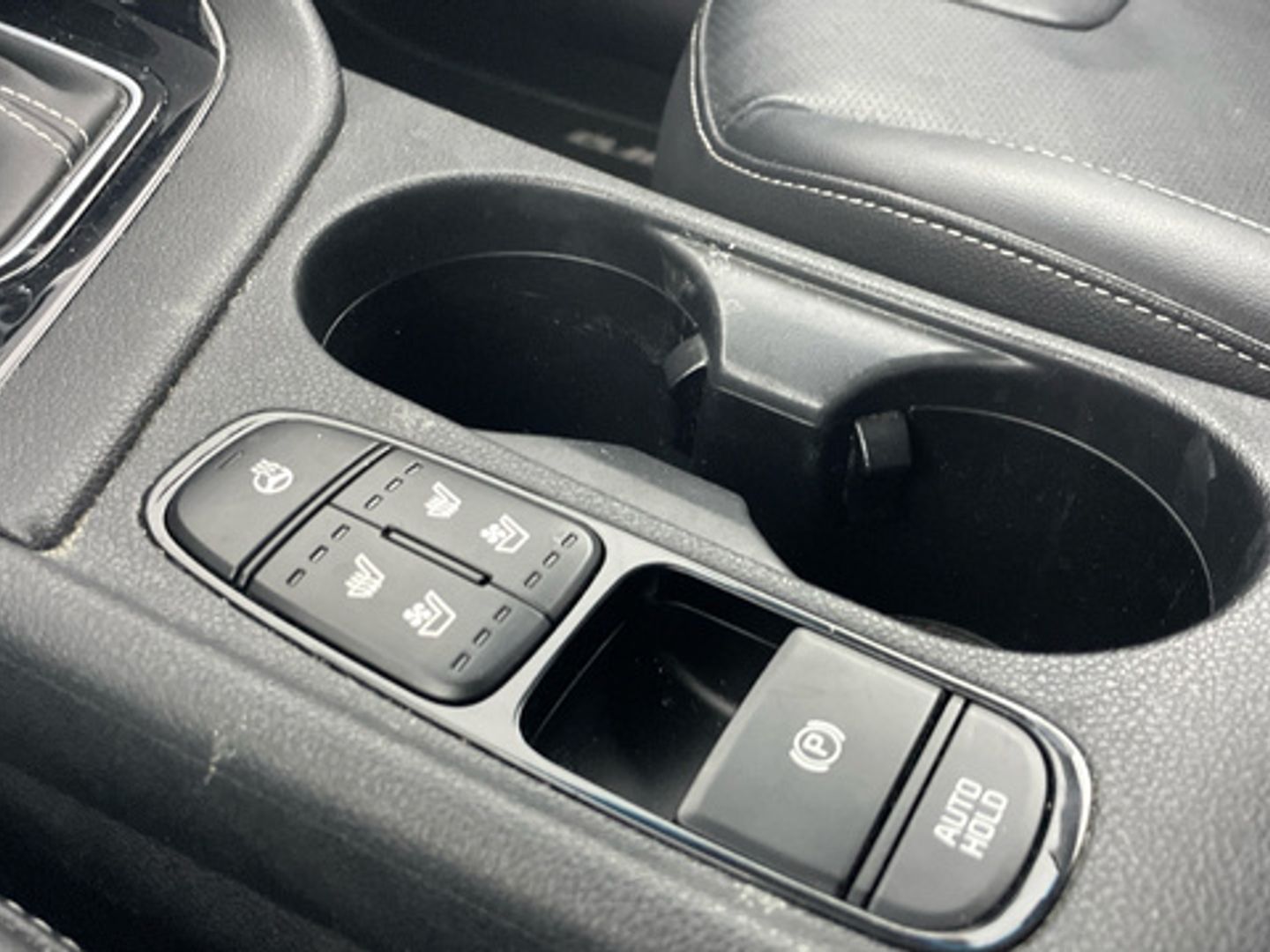 Kia Niro 1.6 GDi PHEV Híbrido Emotion 104 kW (141 CV)