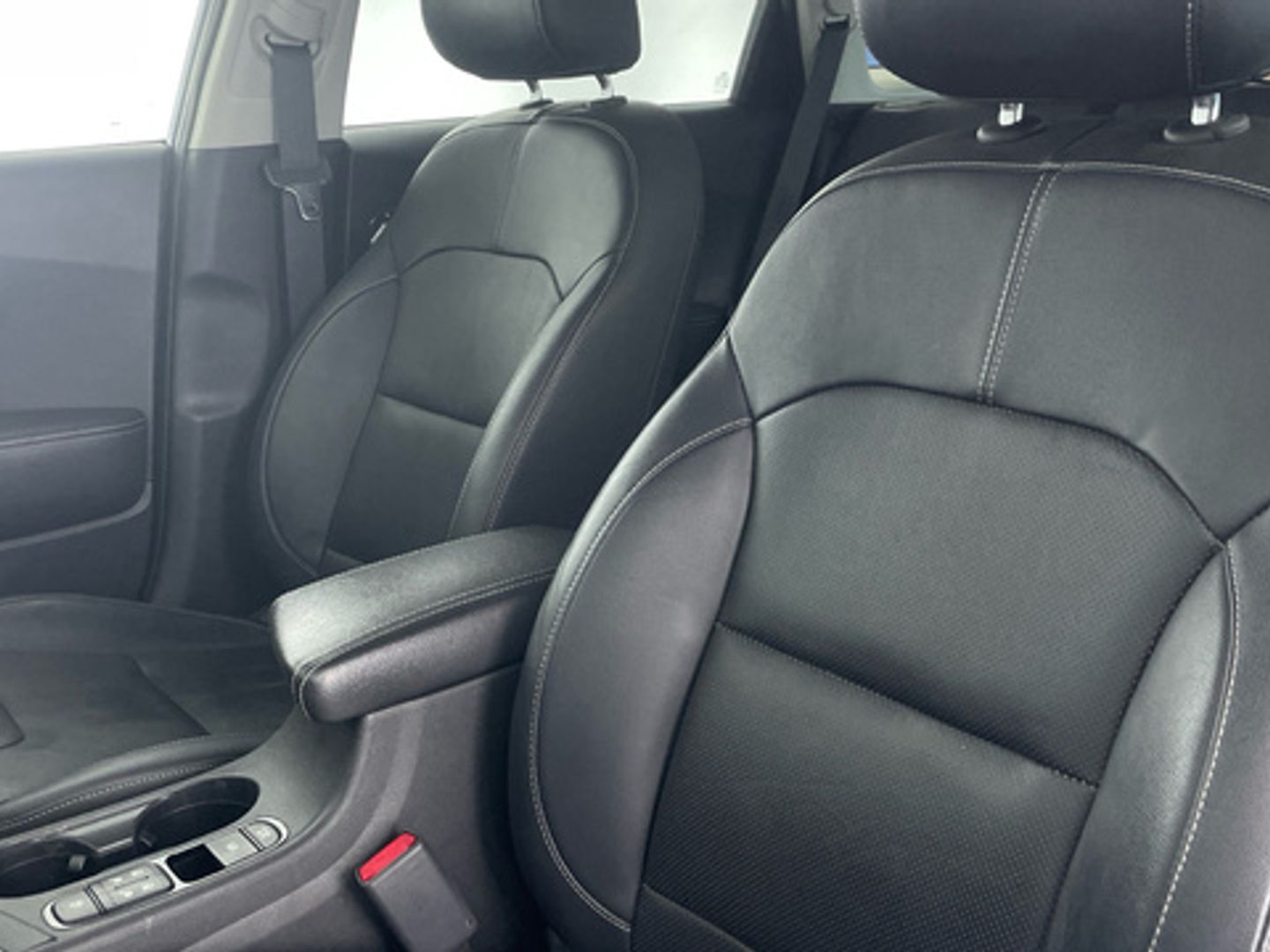 Kia Niro 1.6 GDi PHEV Híbrido Emotion 104 kW (141 CV)
