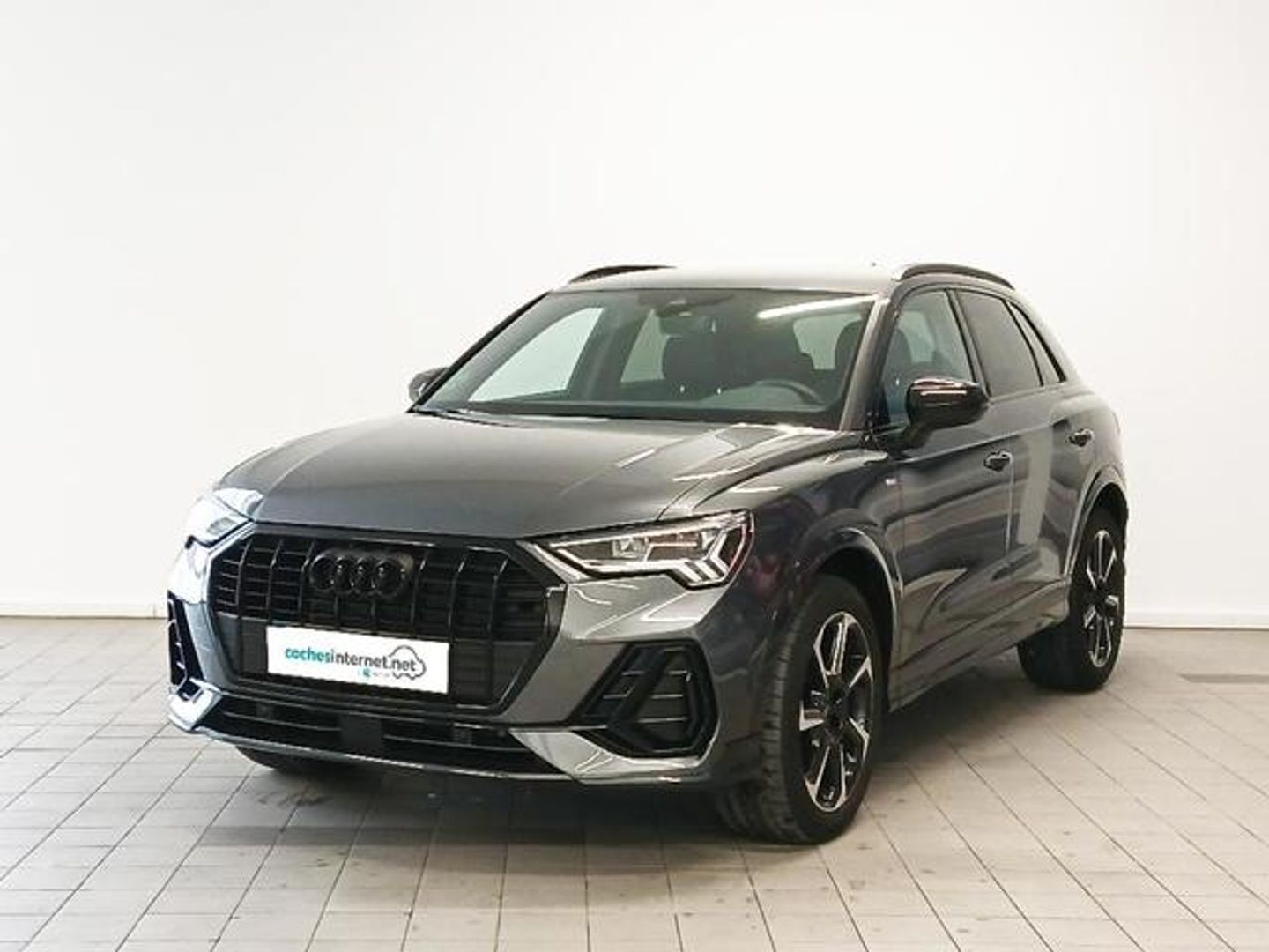 Audi Q3 Black line 35 TFSI 110 kW (150 CV) S tronic Gris SUV