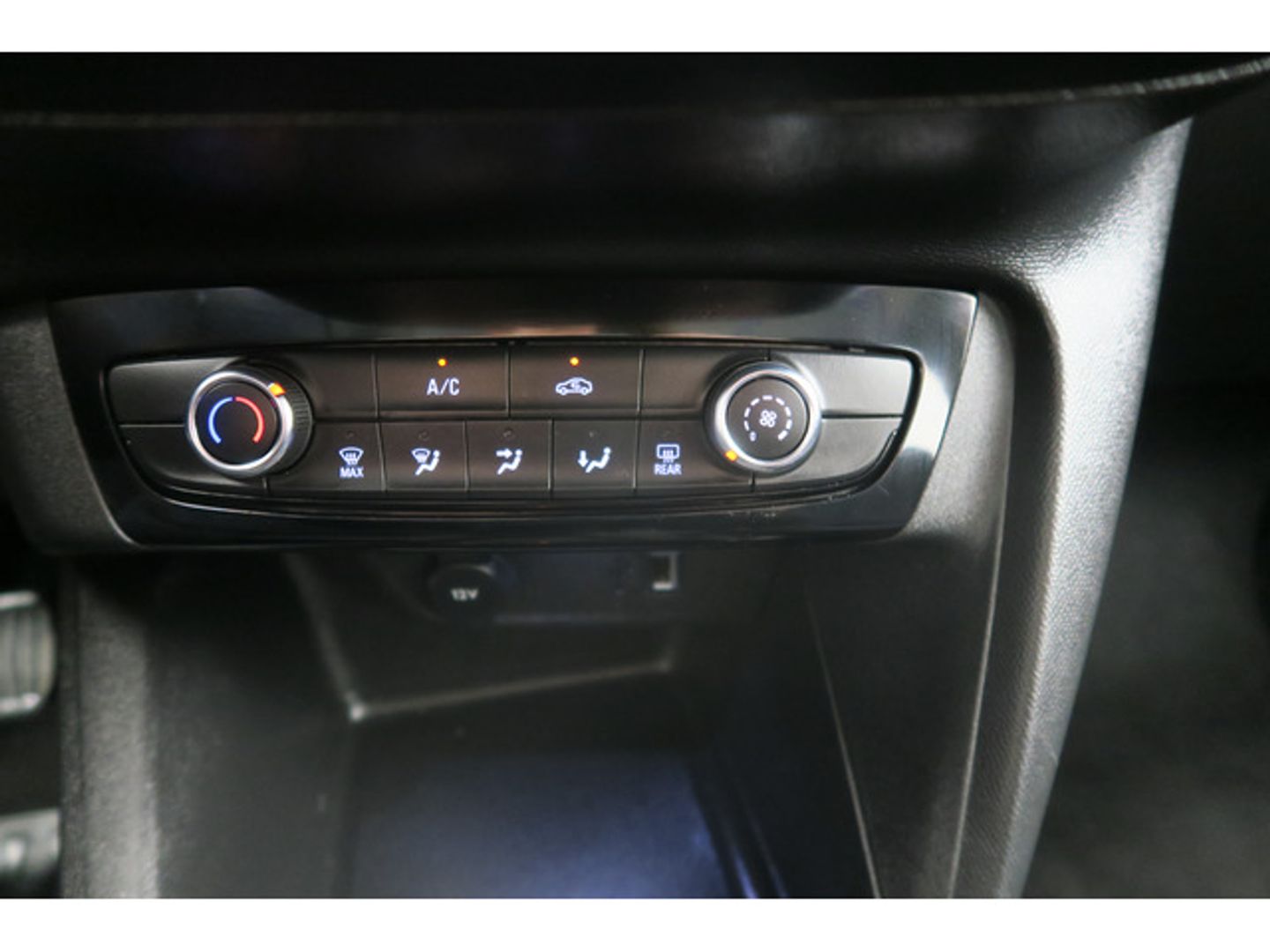 Opel Corsa 1.2 Turbo XHL Elegance 74 kW (100 CV)