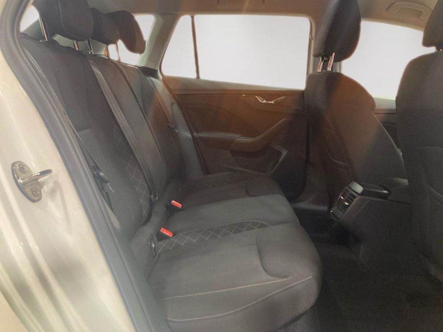 Skoda Kamiq 1.0 TSI Ambition DSG 81 kW (110 CV)