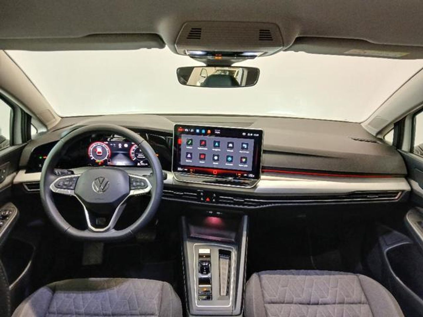 Volkswagen Golf ``Más`` 1.5 eTSI 85 kW (116 CV) DSG