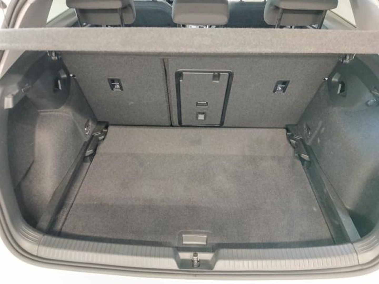 Volkswagen Golf ``Más`` 1.5 eTSI 85 kW (116 CV) DSG