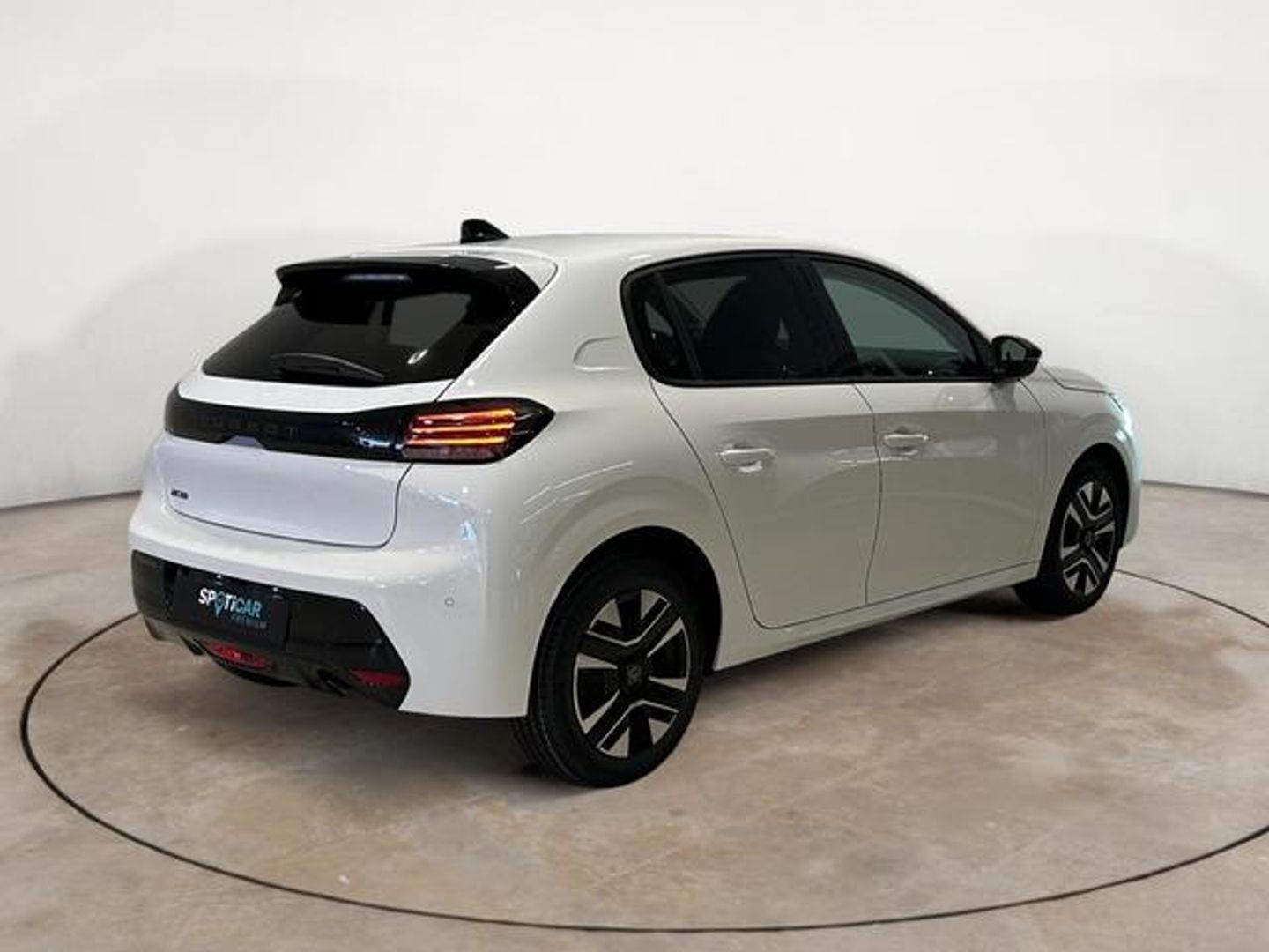 Peugeot 208 PureTech 100 Allure 75 kW (100 CV)