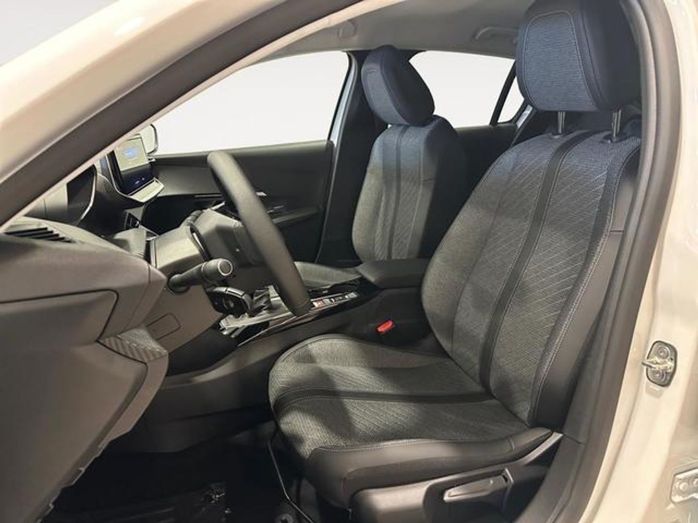 Peugeot 208 PureTech 100 Allure 75 kW (100 CV)