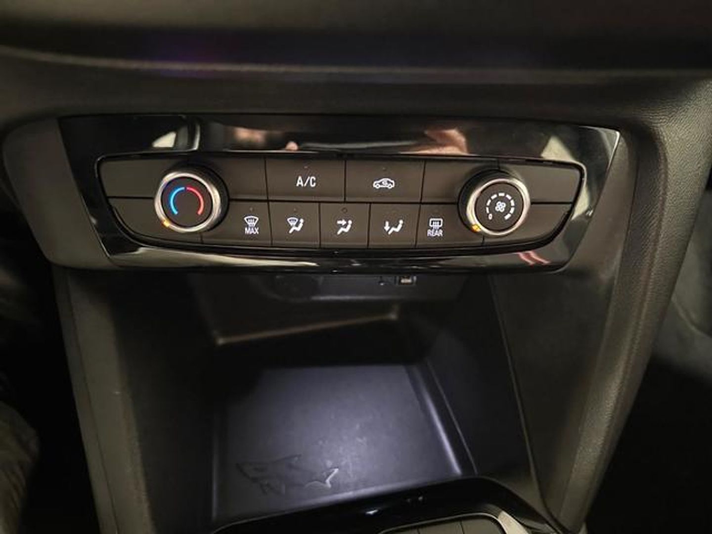 Opel Corsa 1.2T XHL GS 74 kW (100 CV)