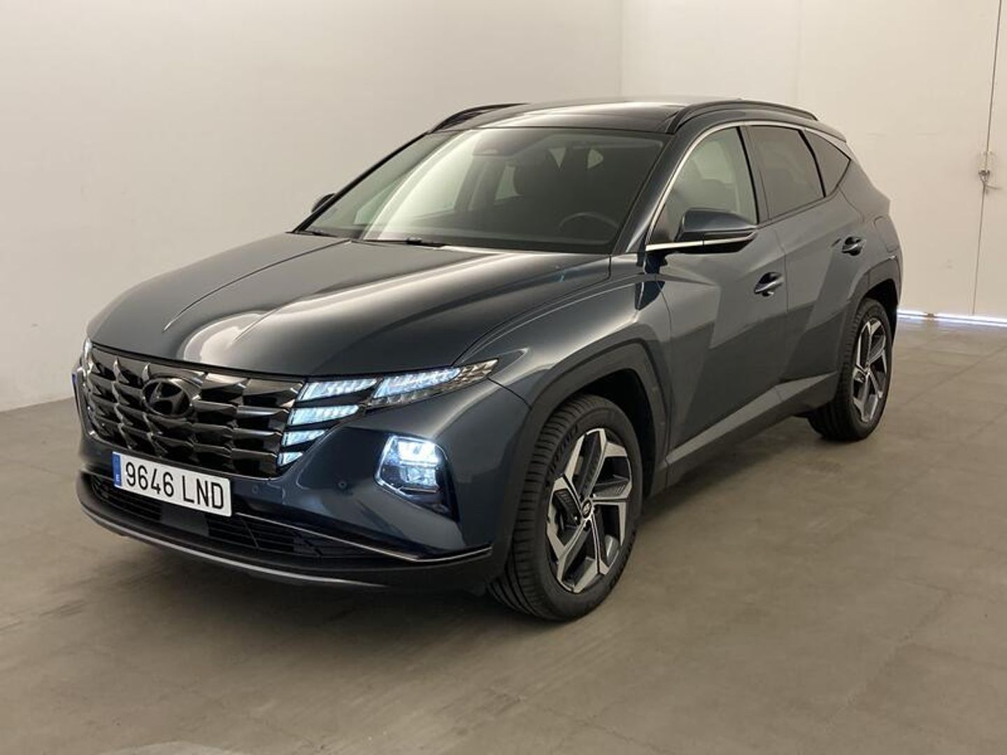 Hyundai Tucson 1.6 TGDI HEV Tecno Sky Auto 169 kW (230 CV) Gris SUV