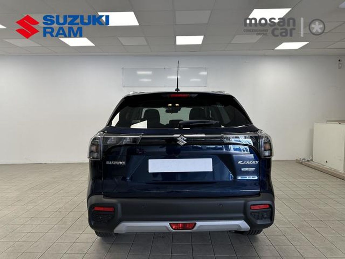 Suzuki S-Cross 1.4T Mild Hybrid S1 95 kW (129 CV)