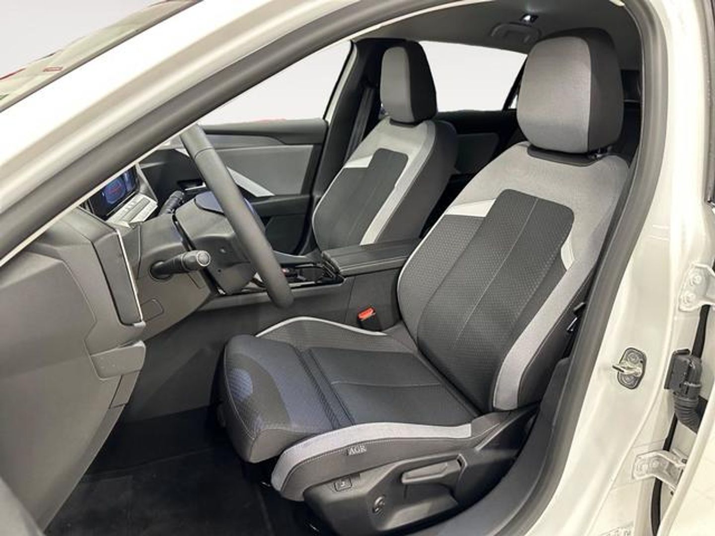 Opel Astra 1.2T XHL Tech Edition 81 kW (110 CV)