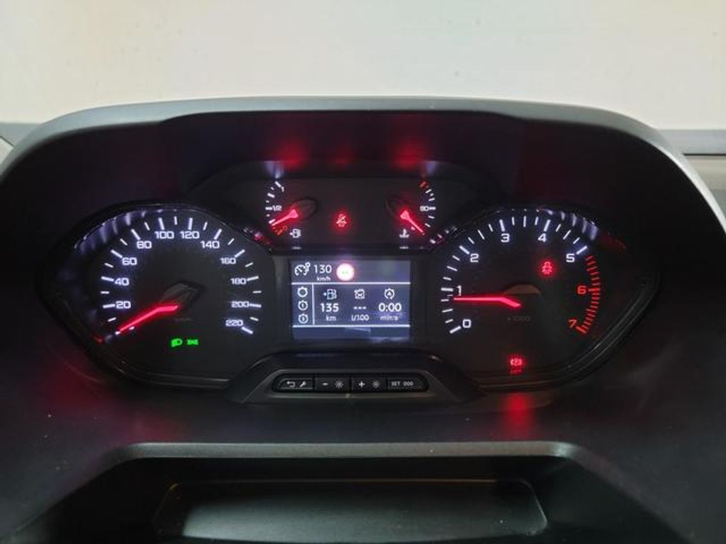 Peugeot Rifter Active Pack Business BlueHDi 73 kW (100 CV)