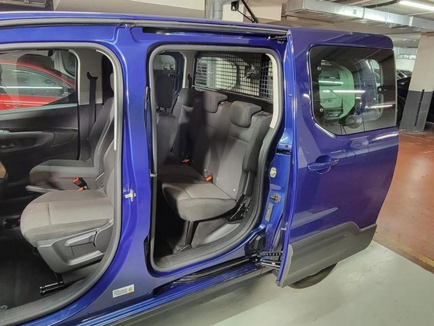Peugeot Rifter Active Pack Business BlueHDi 73 kW (100 CV)