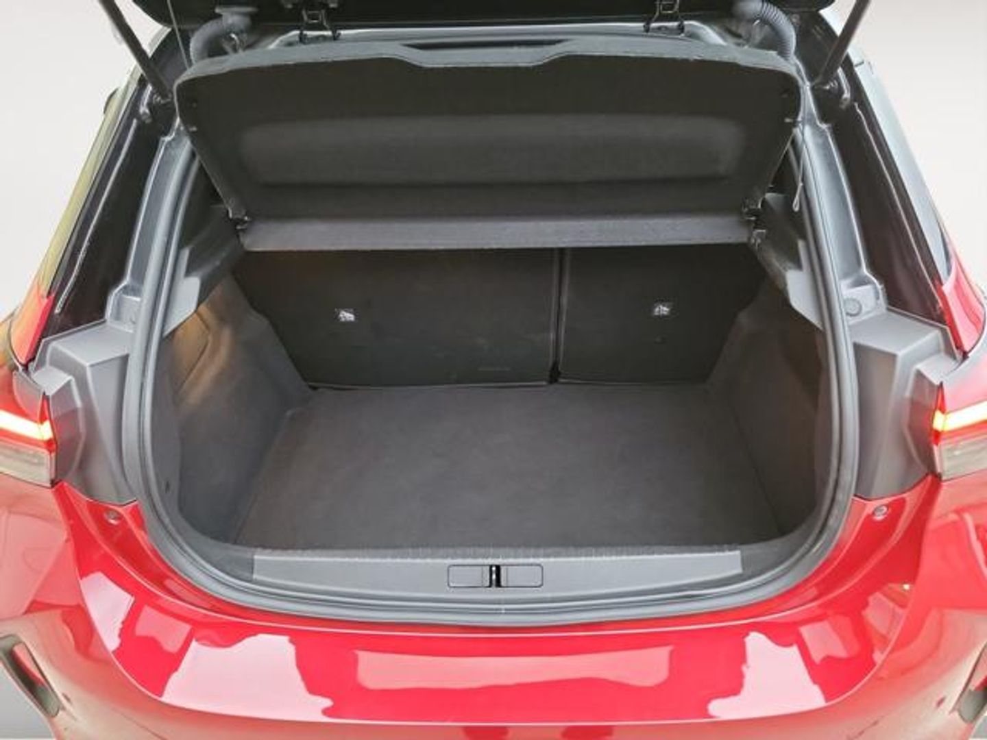 Opel Corsa 1.2T XHL GS 74 kW (100 CV)