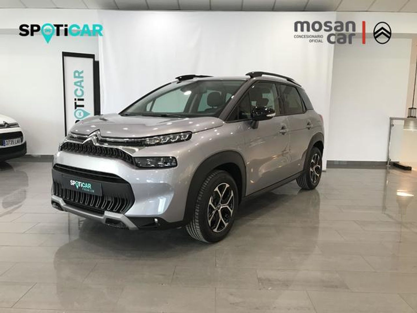Citroen C3 Aircross PureTech 110 S&S Plus 81 kW (110 CV) Gris Plata SUV