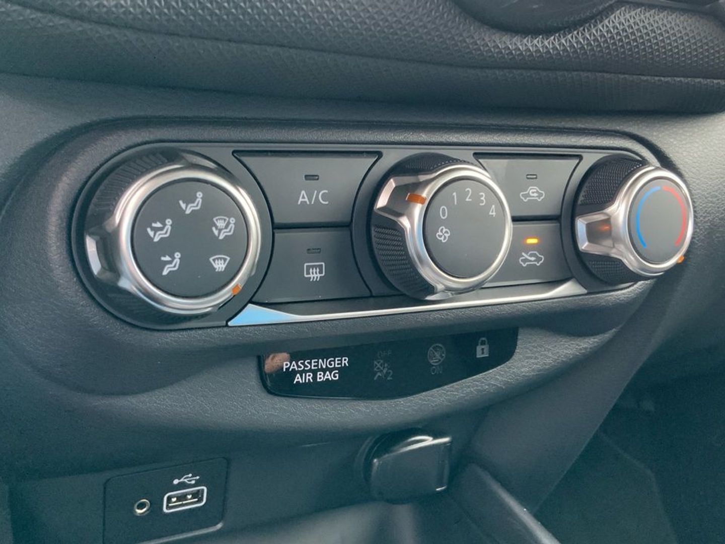 Nissan Juke DIG-T Acenta 84 kW (114 CV)