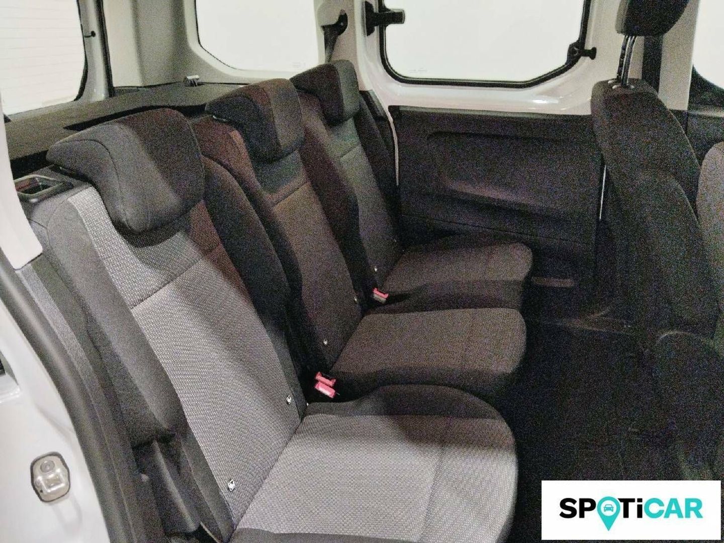 Citroen ë-Berlingo 50kWh Live Pack Talla M 100 kW (136 CV)