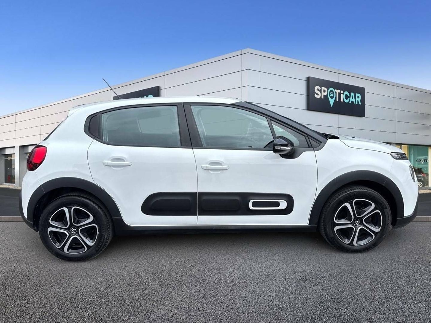 Citroen C3 PureTech 83 Plus 61 kW (83 CV)