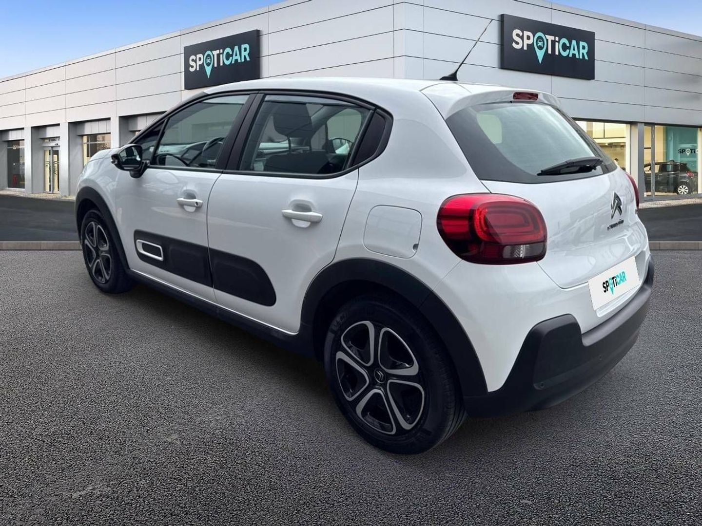 Citroen C3 PureTech 83 Plus 61 kW (83 CV)