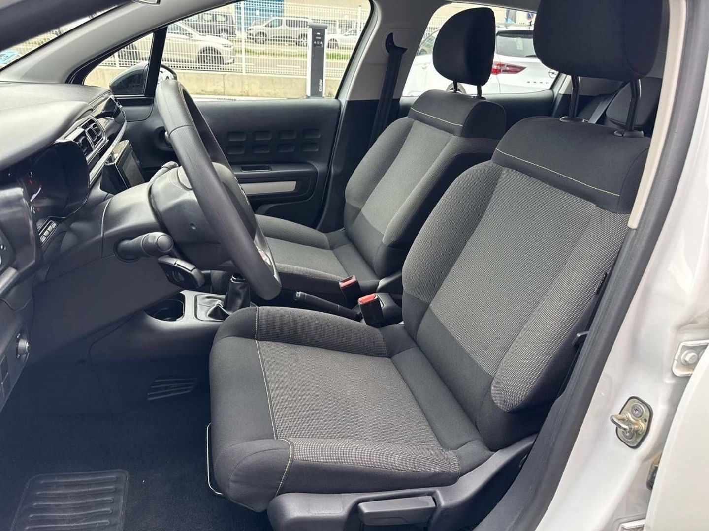 Citroen C3 PureTech 83 Plus 61 kW (83 CV)