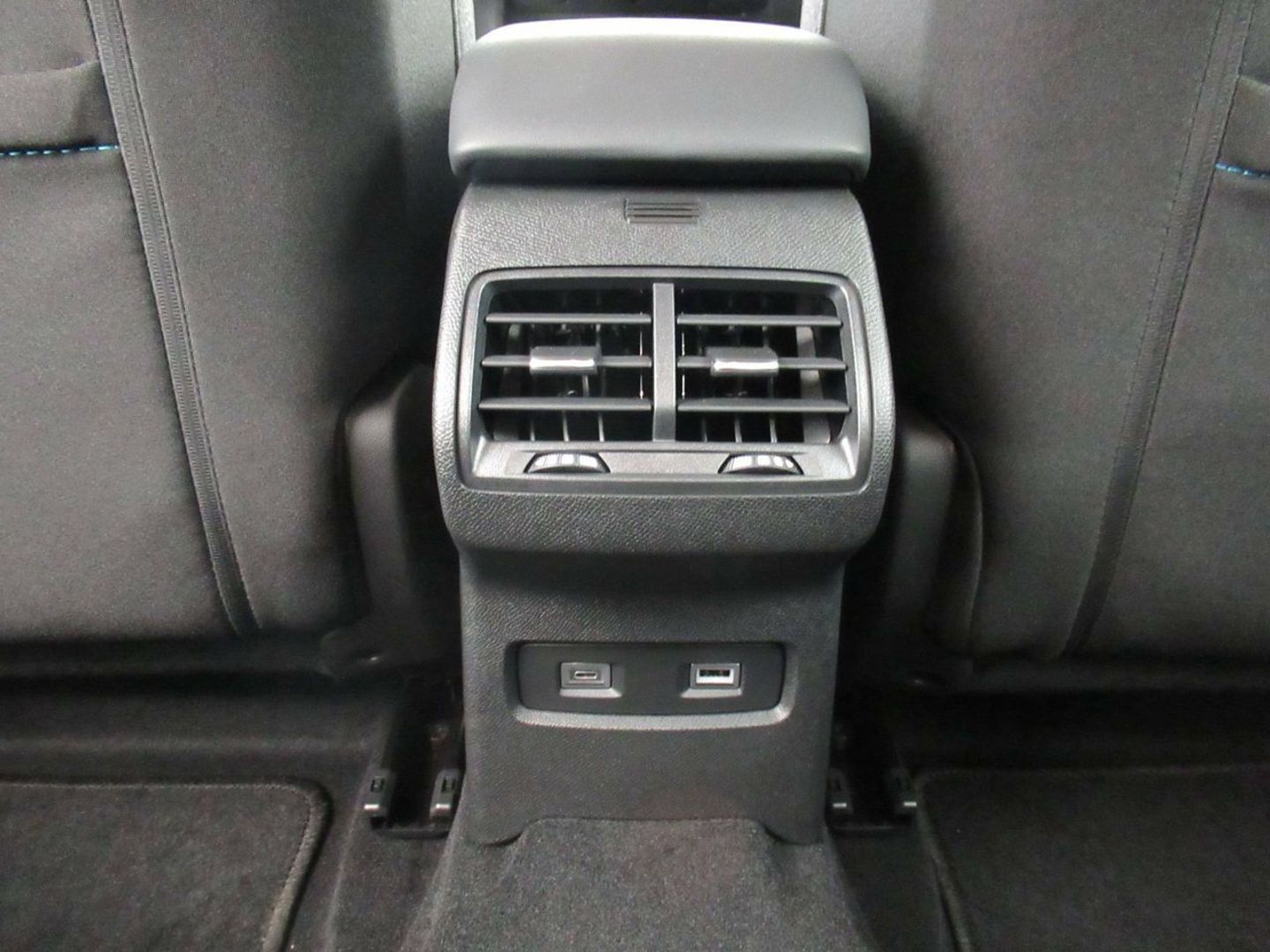 Citroen ë-C4 eléctrico 54kWh Plus 115 kW (156 CV)