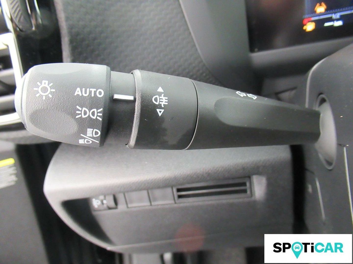Citroen C4 Hybrid 136 e-DCS6 Max 100 kW (136 CV)