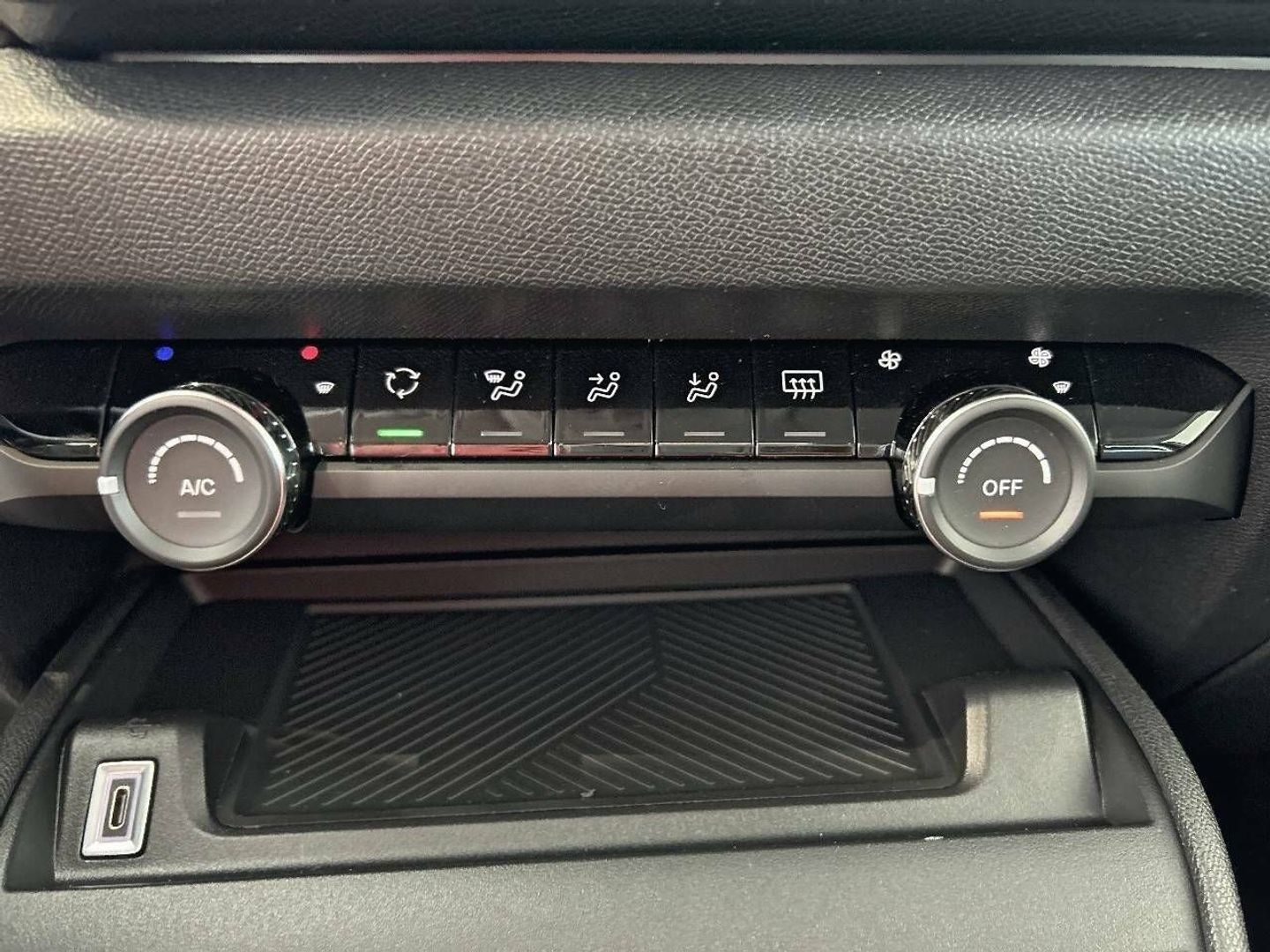 Citroen C4 PureTech 100 Live Pack 74 kW (100 CV)
