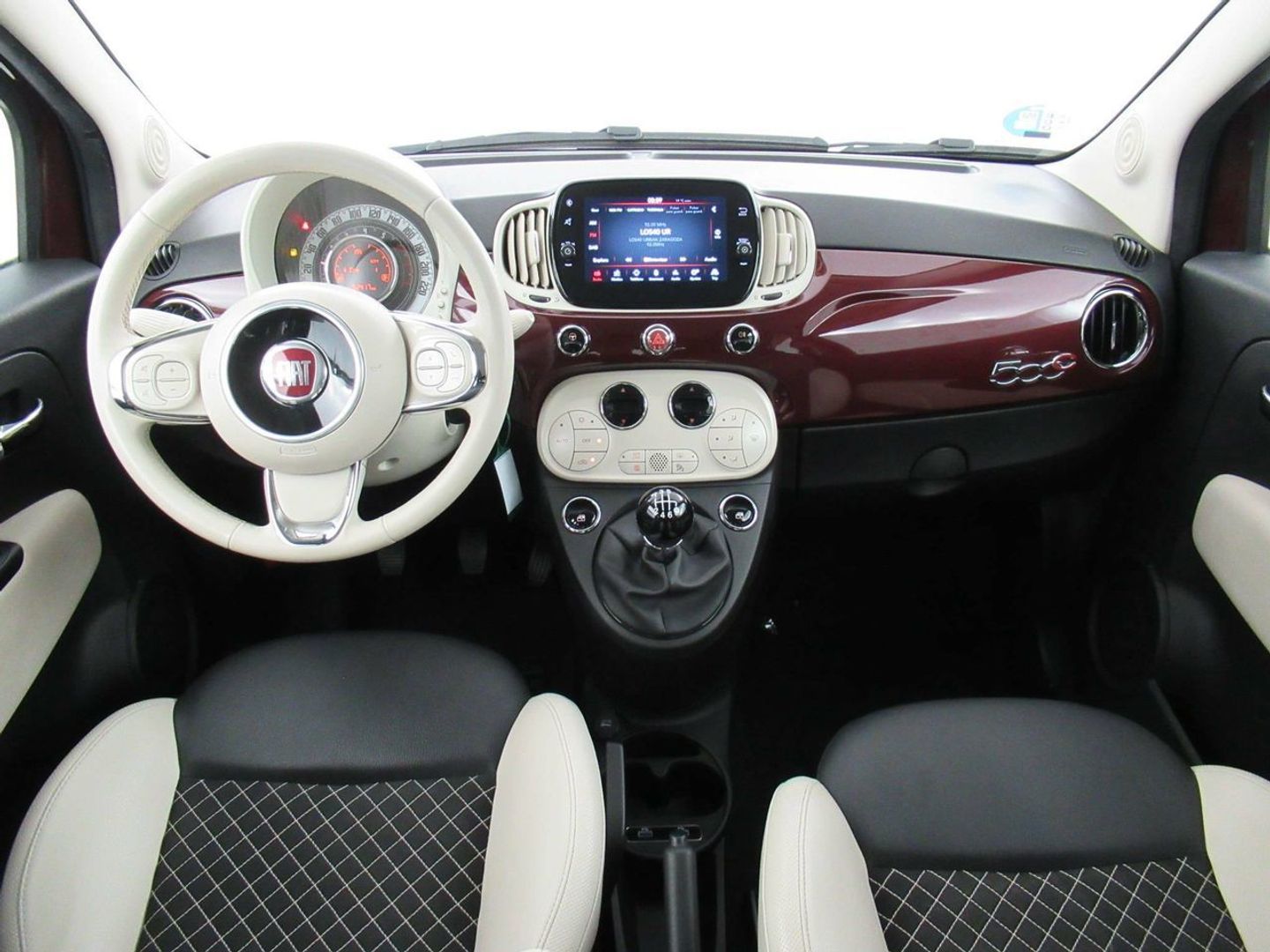Fiat 500C 1.0 Hybrid Dolcevita 51 kW (70 CV)