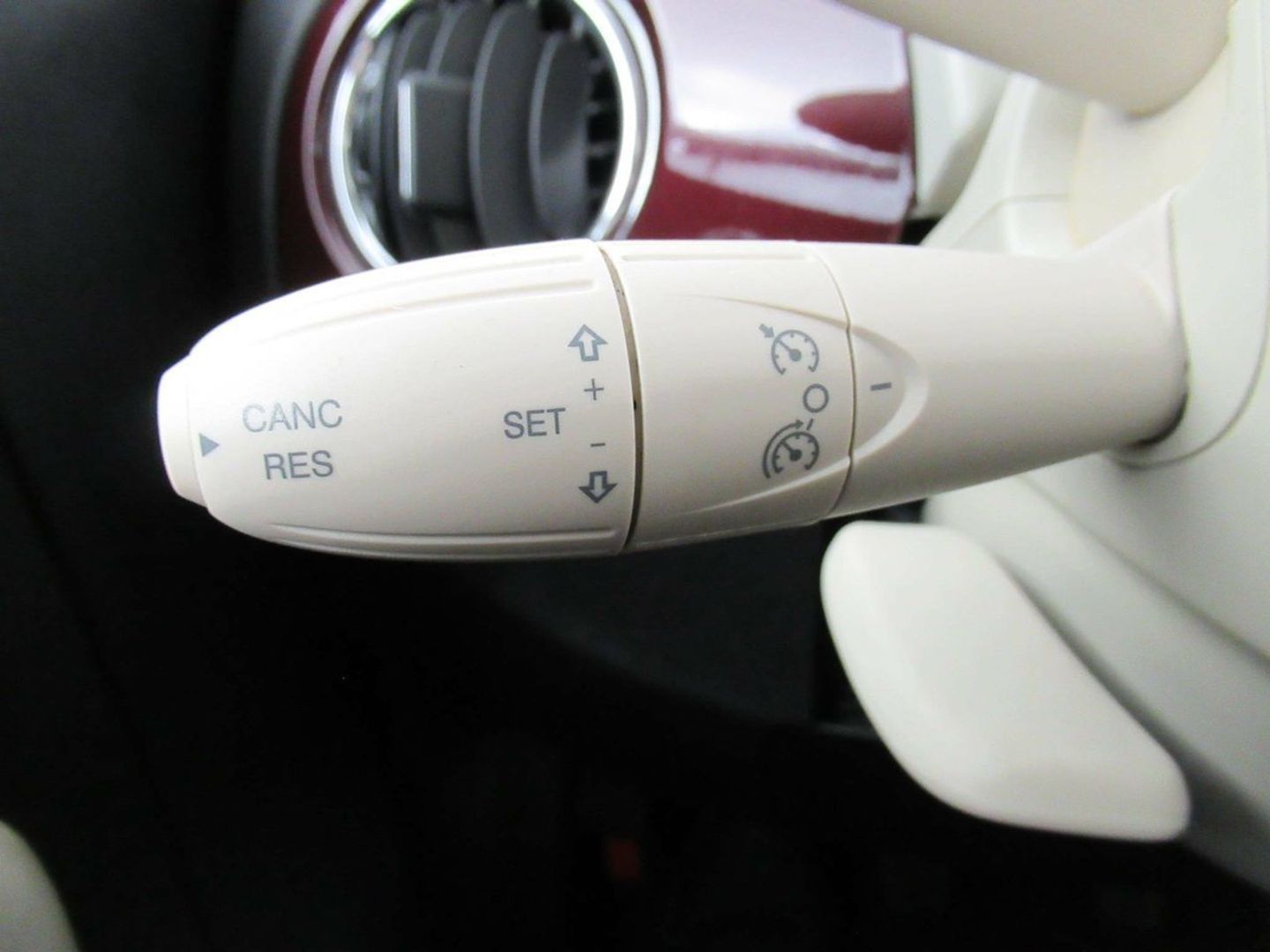 Fiat 500C 1.0 Hybrid Dolcevita 51 kW (70 CV)