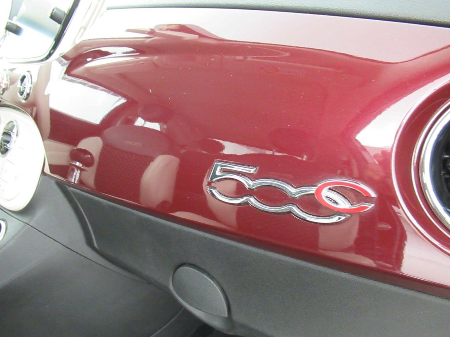 Fiat 500C 1.0 Hybrid Dolcevita 51 kW (70 CV)