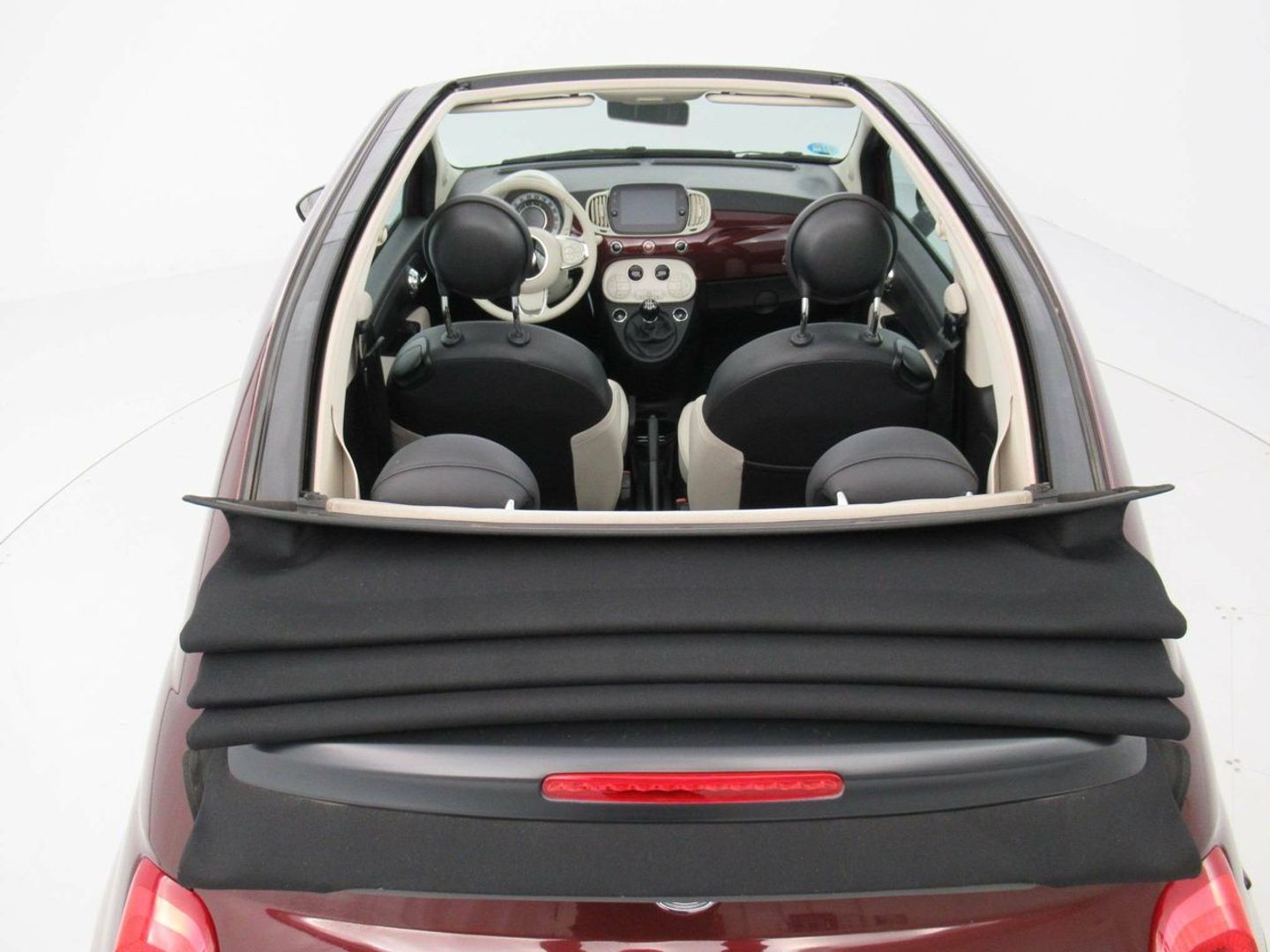 Fiat 500C 1.0 Hybrid Dolcevita 51 kW (70 CV)