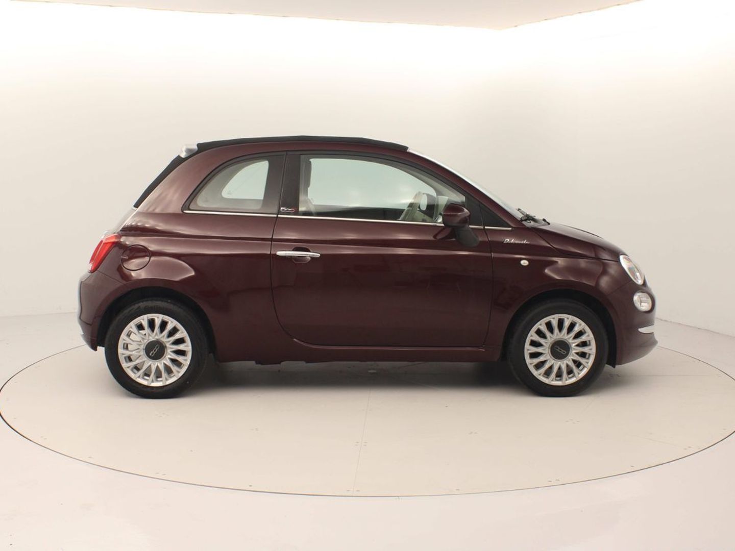 Fiat 500C 1.0 Hybrid Dolcevita 51 kW (70 CV)