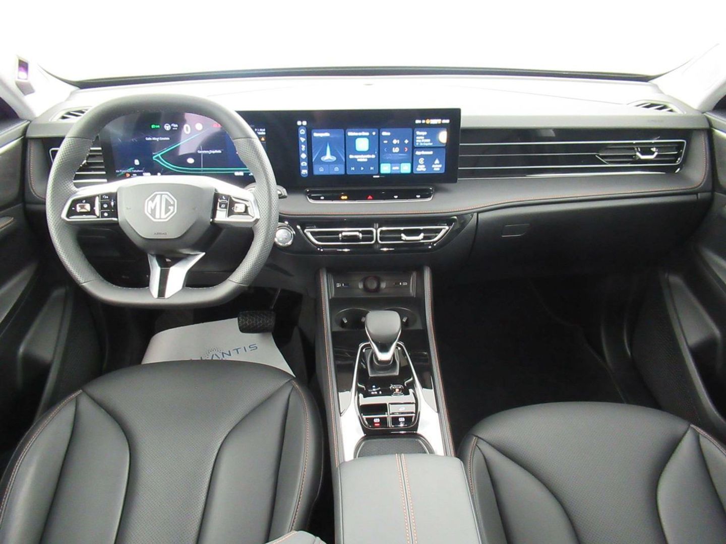 MG HS 1.5T Luxury DCT 125 kW (170 CV)